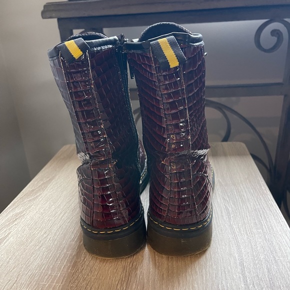 Rare & Awesome Combat Boots - Picture 5 of 6